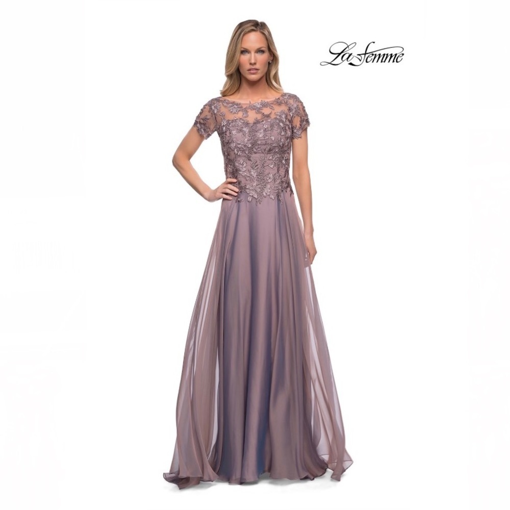 La Femme Illusion Embroidered Flowy A-Line Dress | Size 10